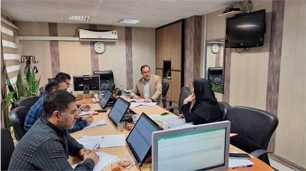 بررسی دقیق شاخص‌های ارزیابی عملکرد (KPI)  واحدهای ستادی دانشگاه
