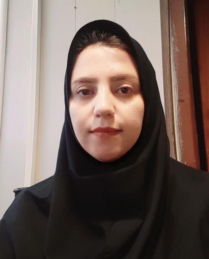 زهرا کرمی